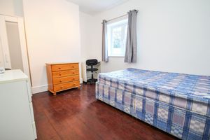 Photo 25- click for photo gallery